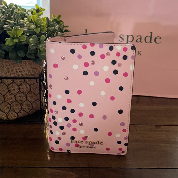 NWT kate spade Staci Confetti Passport Holder - Picture 2 of 10